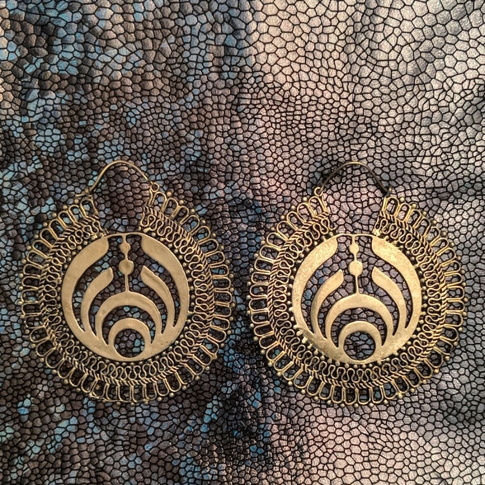Silver Bassnectar Earrings